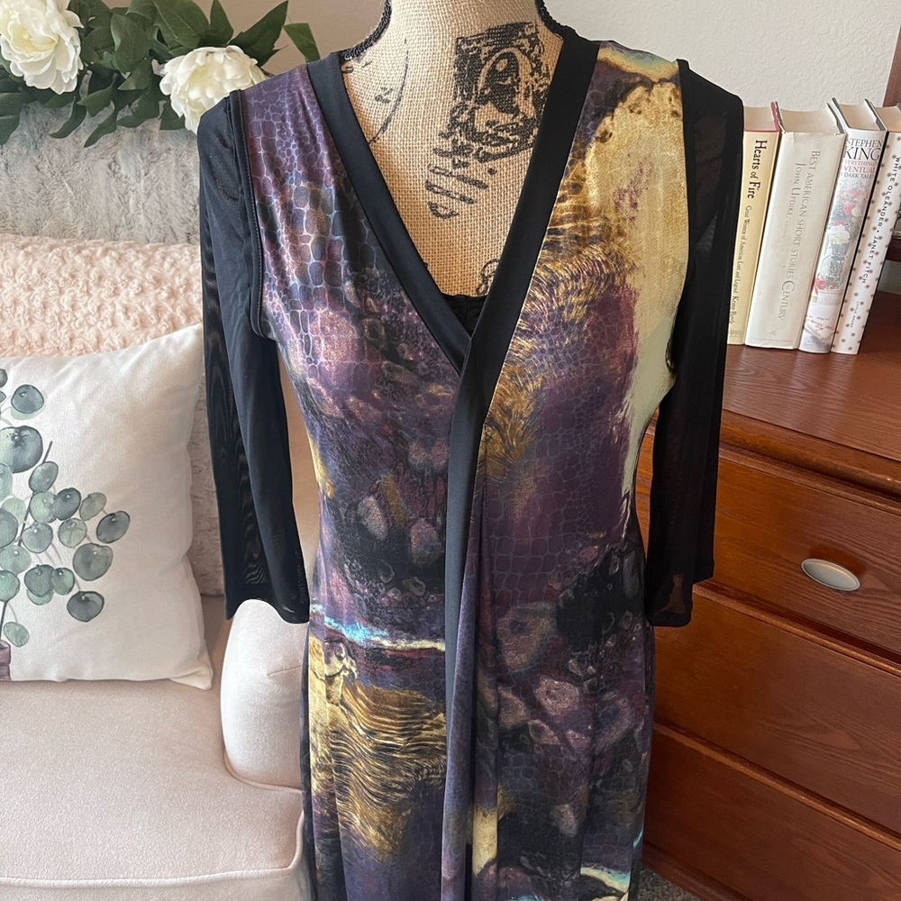 Monroe and Main ladies midi length dress. Scarf like hemline. NWOT - Picture 4 of 9